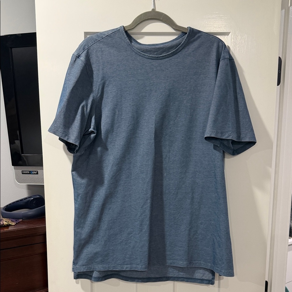 lululemon athletica Men's Heathered Blue Crew Tee